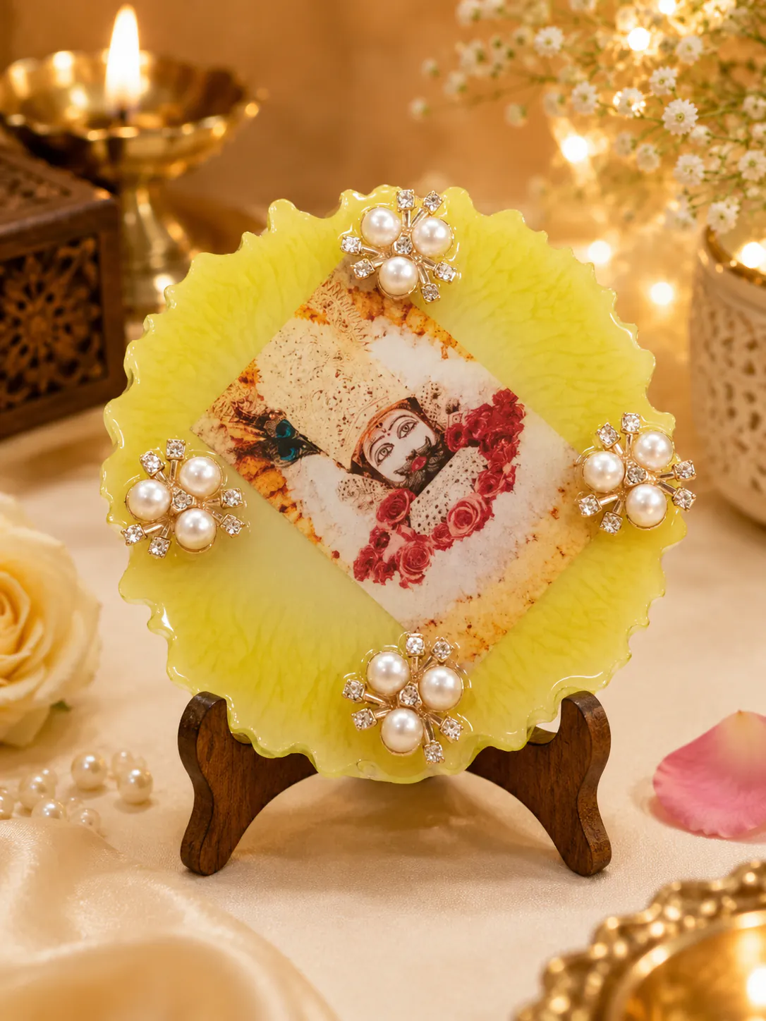Yellow Heart Photo Stand